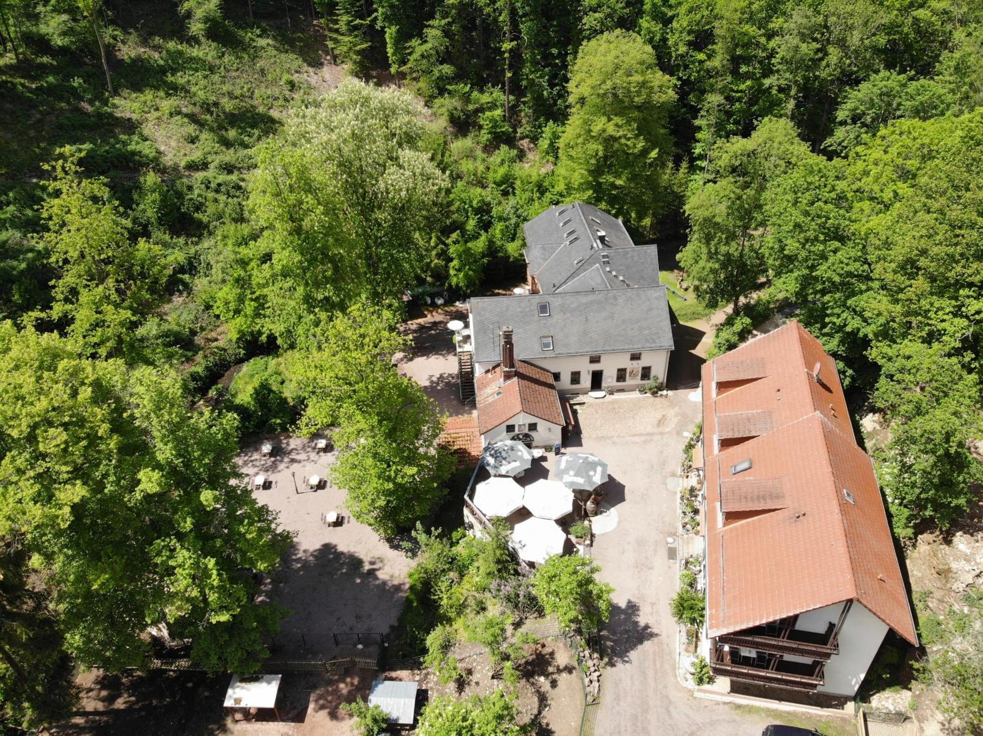 Zur Margarethenmuehle - Landgasthof Und Waldhotel Rosswein エクステリア 写真