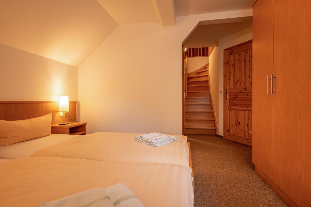 Zur Margarethenmuehle - Landgasthof Und Waldhotel Rosswein エクステリア 写真